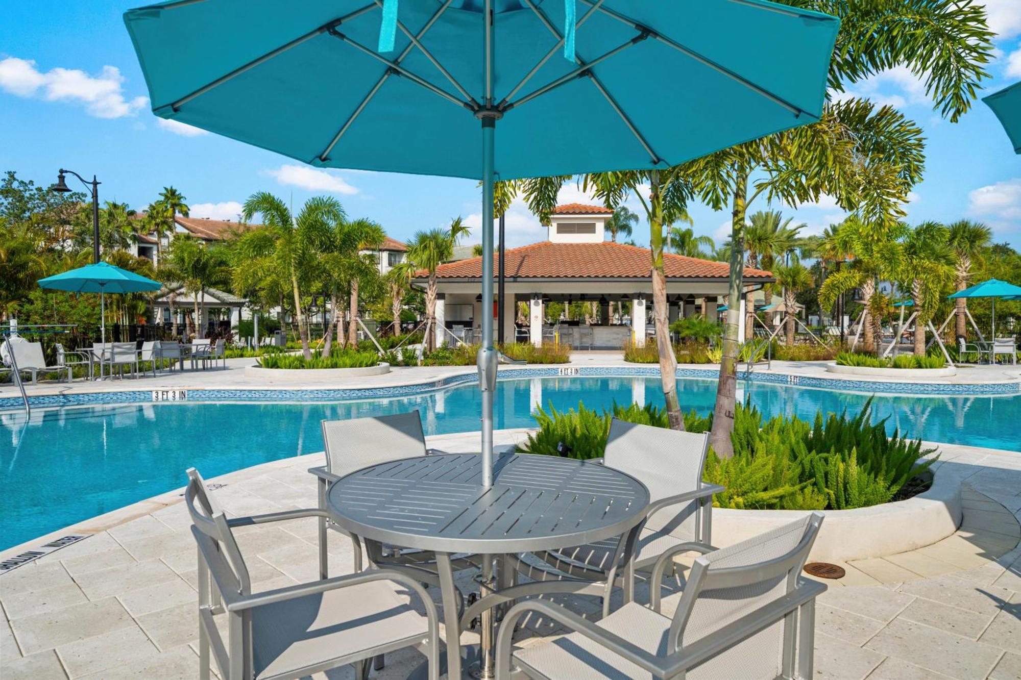 Updated Vista Cay Townhome, 10 Min From Universal Orlando Buitenkant foto