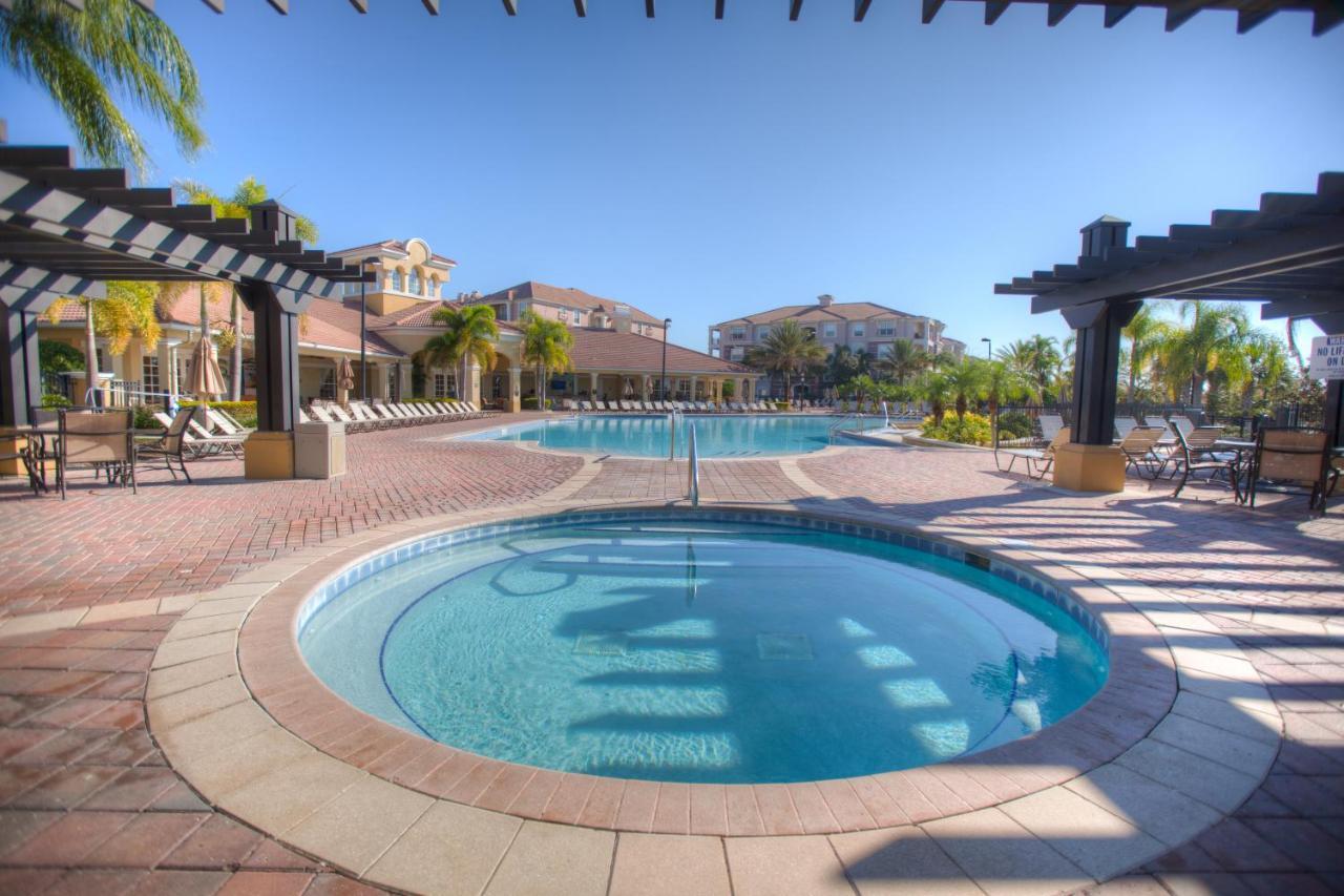 Updated Vista Cay Townhome, 10 Min From Universal Orlando Buitenkant foto